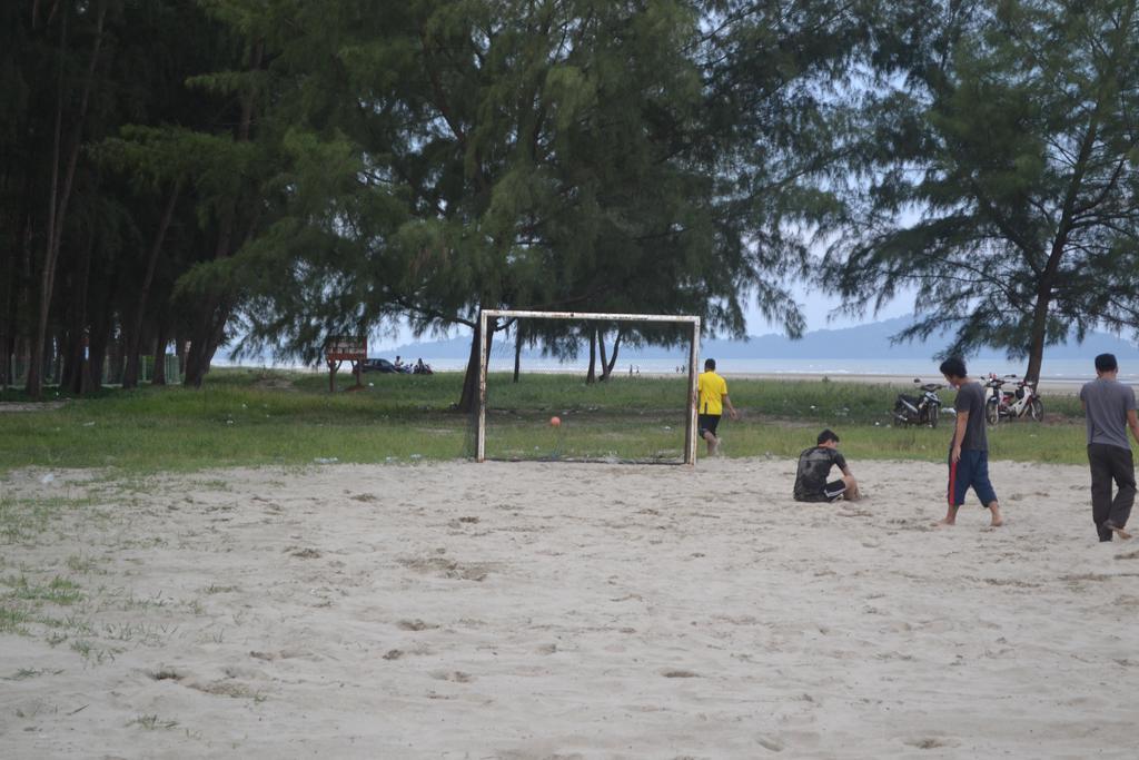 De Rhu Beach Resort Kuantan Exterior foto