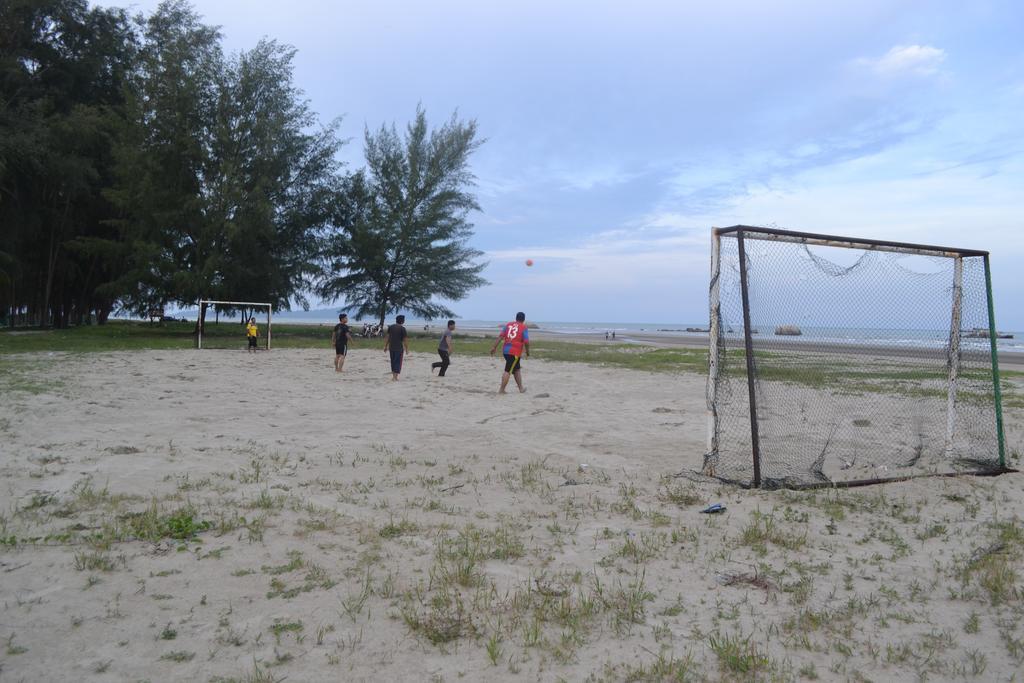 De Rhu Beach Resort Kuantan Exterior foto